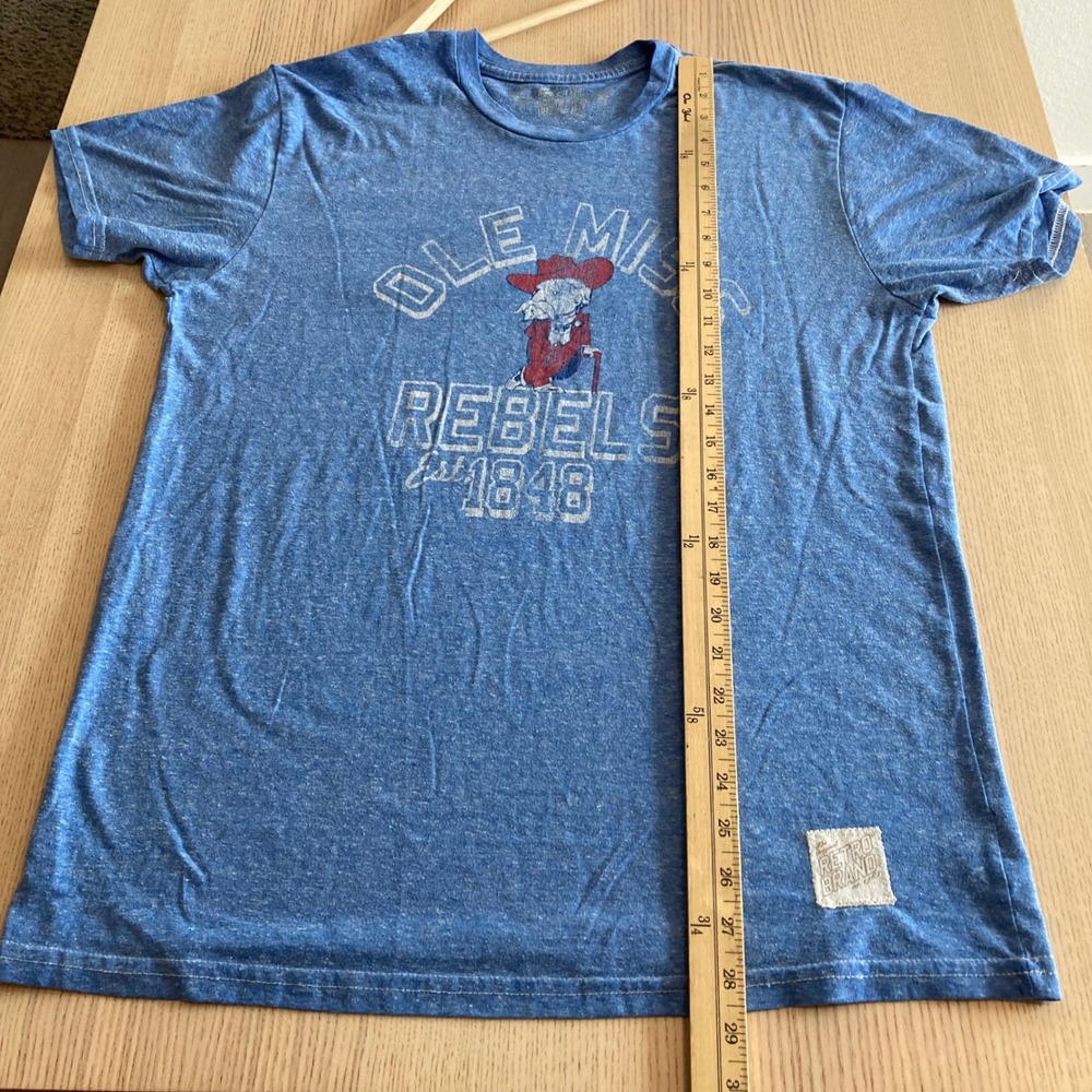 Retro Brand T-Shirt Mens Large Blue Ole Miss Rebels Distressed Graphic Tee - Picture 6 of 11